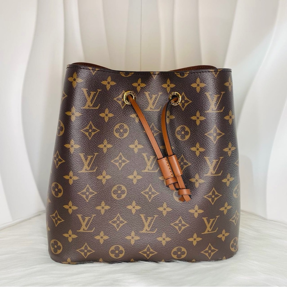 LOUIS VUITTON NeoNoe MM Monogram Canvas Caramel Gold Hardware